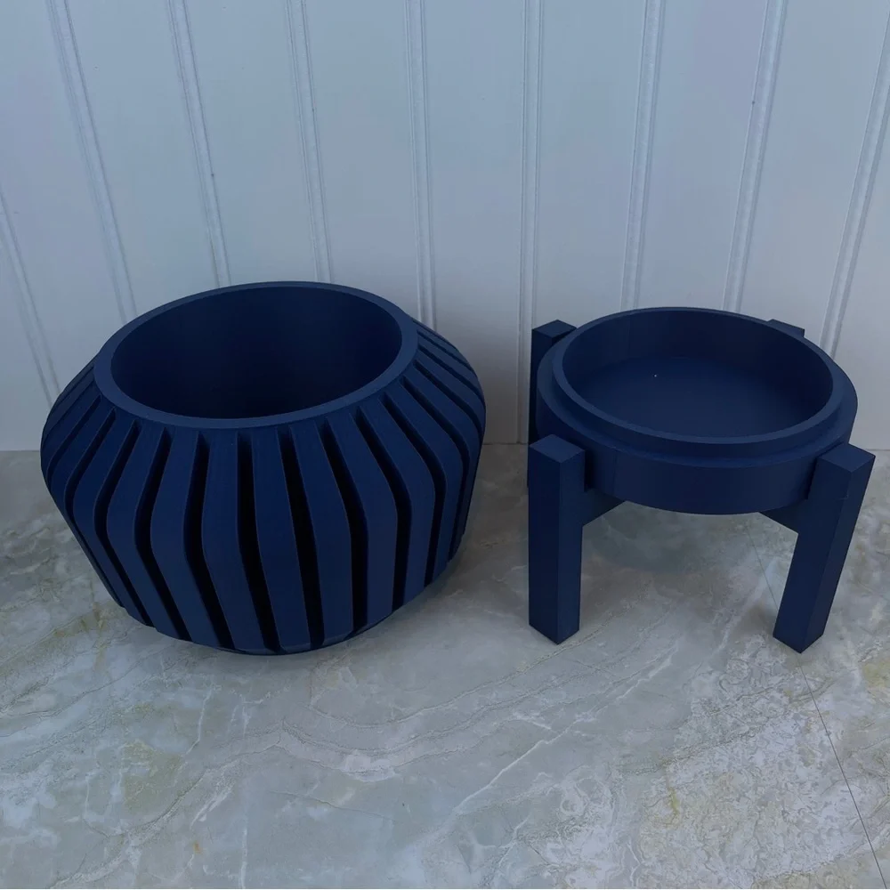 Indoor Flower Pot, The Vaki Planter Pot w Drainage Holes & Drip Tray, 3D Printed